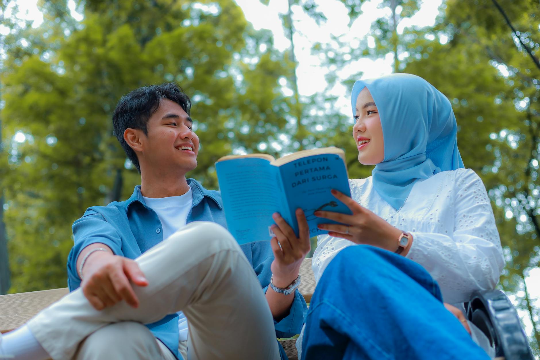 Jurnal ilmiah terpercaya menyajikan riset terbaru dalam berbagai disiplin ilmu.